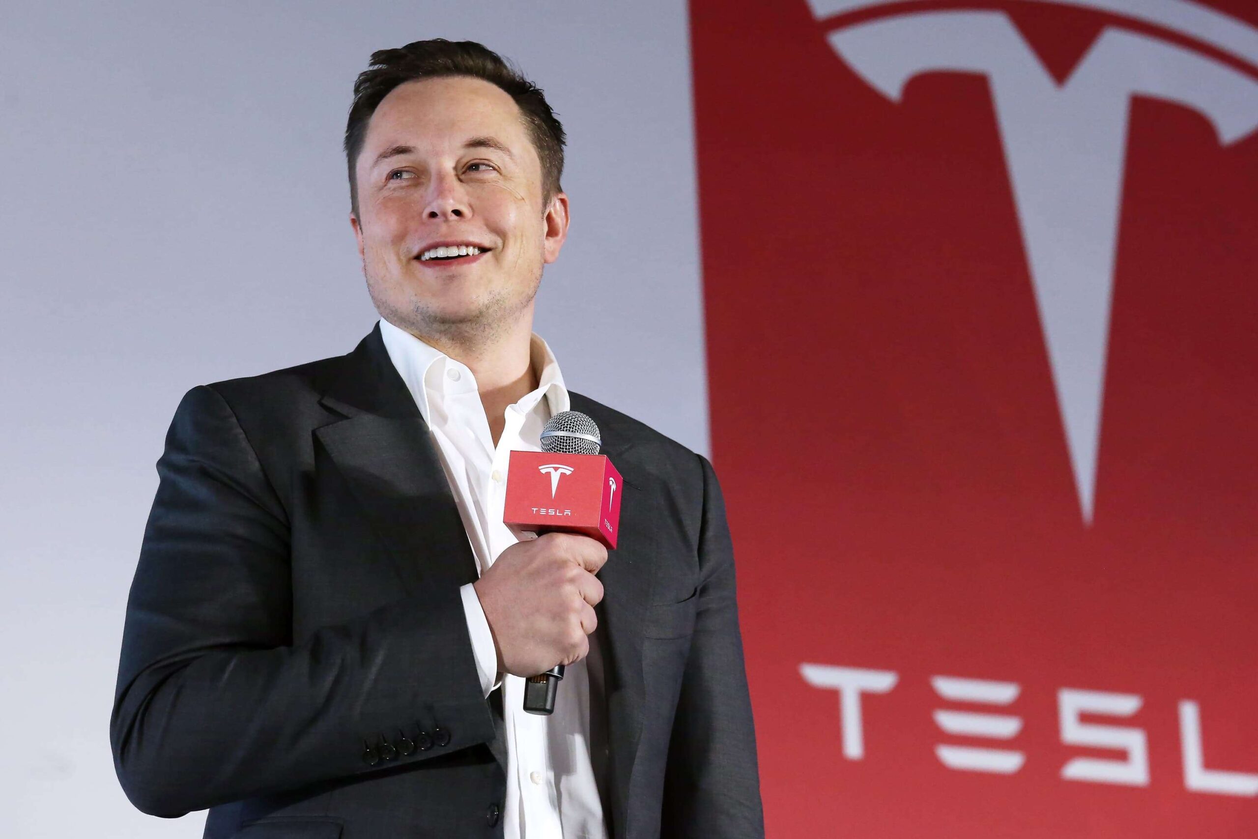 As a bridge to renewable energy, Elon Musk says the world needs more oil and gas.