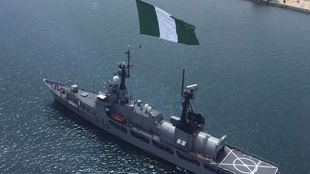 Nigerian Navy detains a Norwegian ship stealing crude oil in Nigeria.