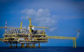 Nigeria settles OPL 245 dispute, awards block to Shell and Eni